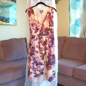 Simply Vera | Vera Wang Floral Dress | V-Neck Sleeveless Dress